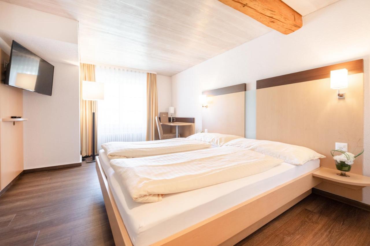 Hotel Zum Goldenen Kreuz Frauenfeld Kültér fotó