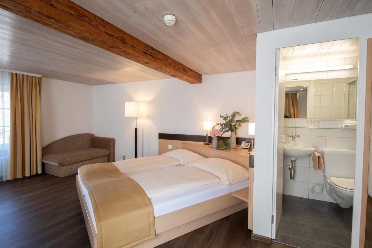 Hotel Zum Goldenen Kreuz Frauenfeld Kültér fotó